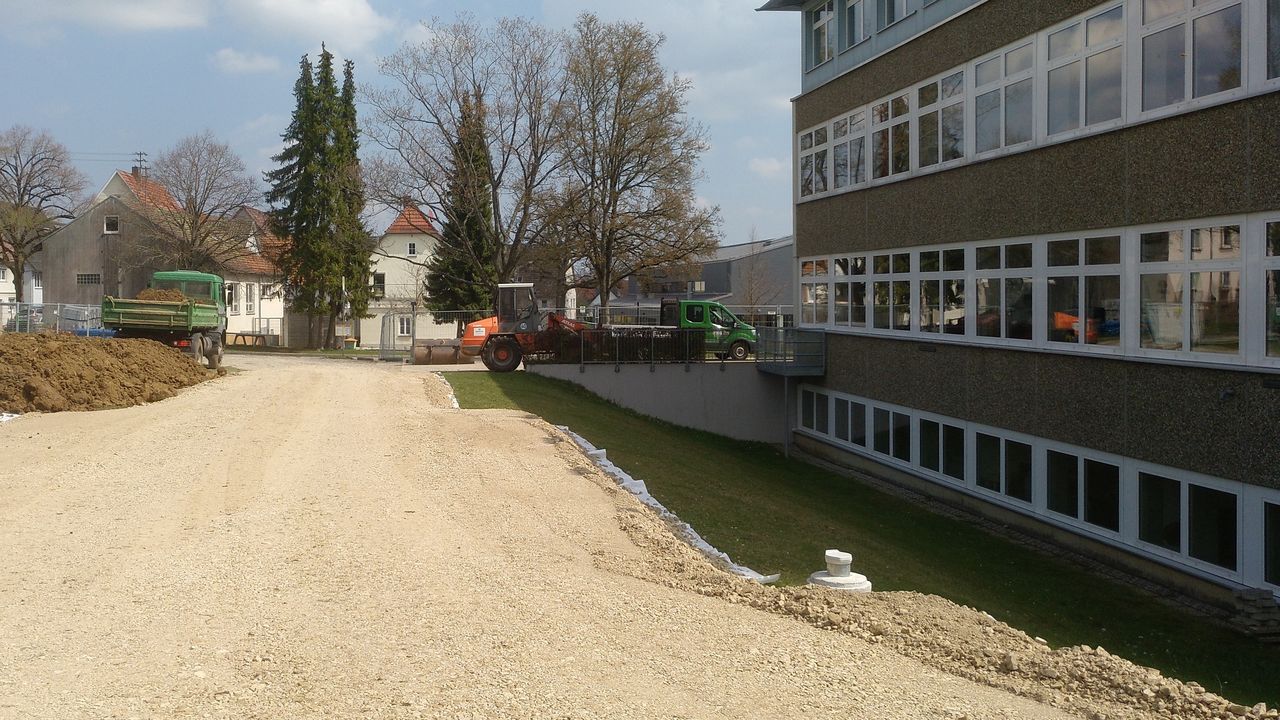 Baustellenstraße ( 2019, April)